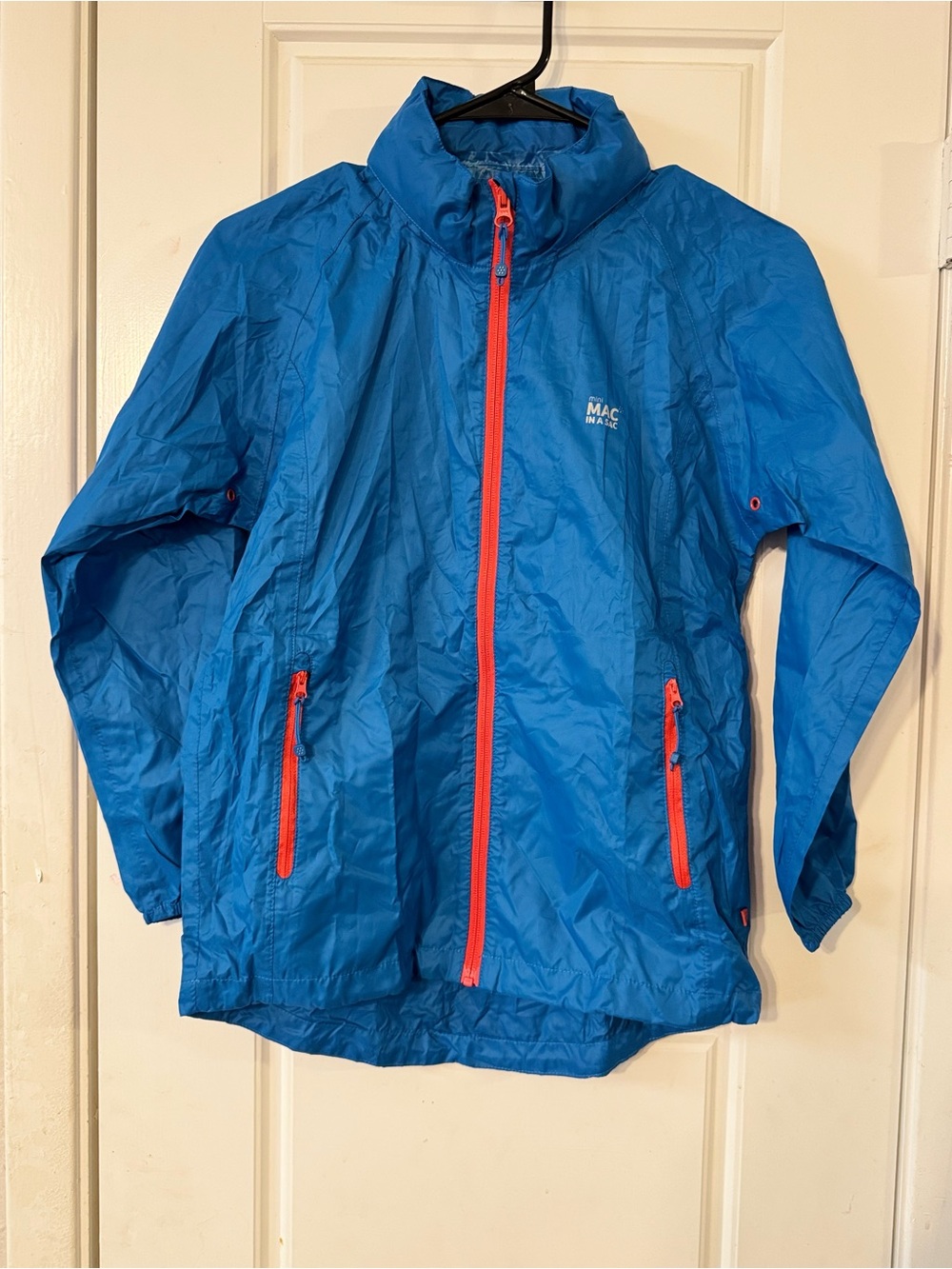 Mini Packable Waterproof Kids Jacket - Picture 2 of 5